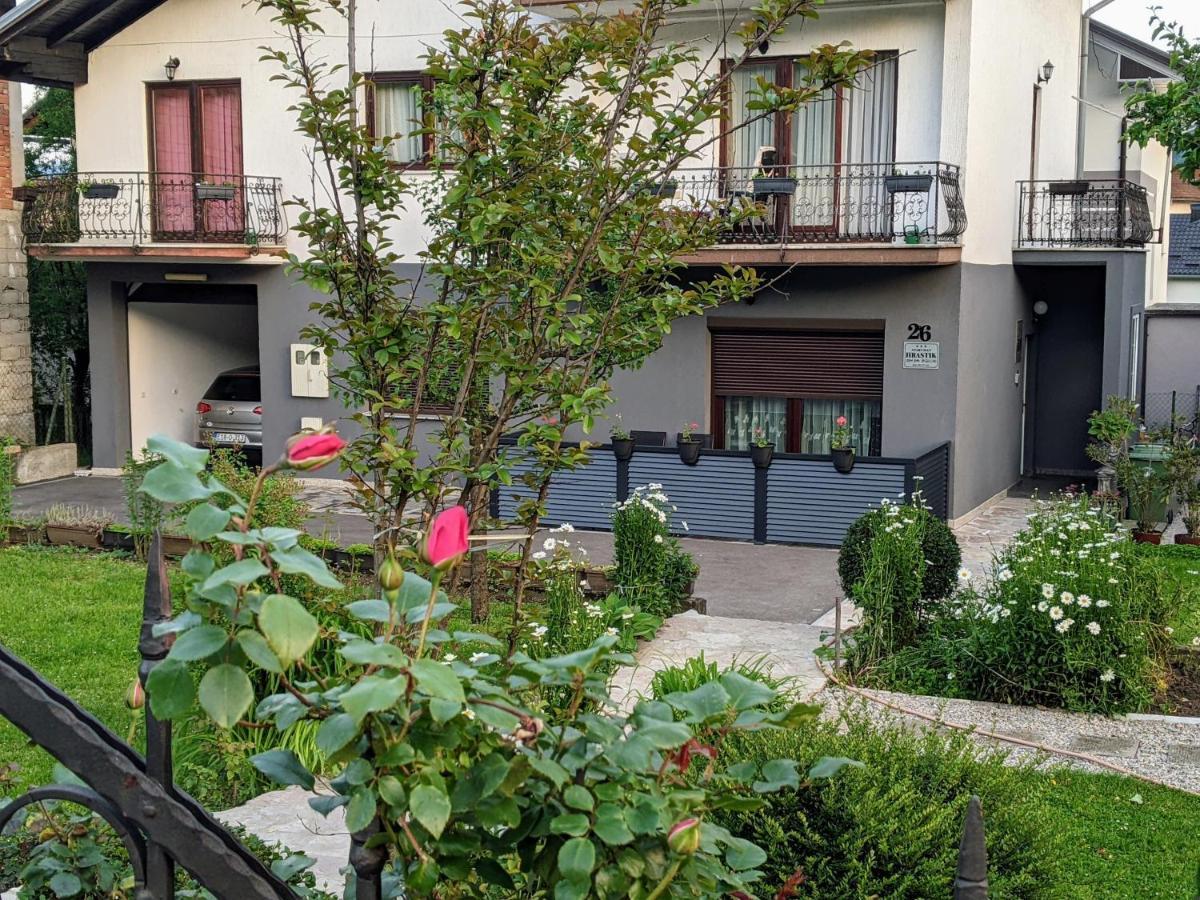 Apartmani Hrastik Bihać Buitenkant foto